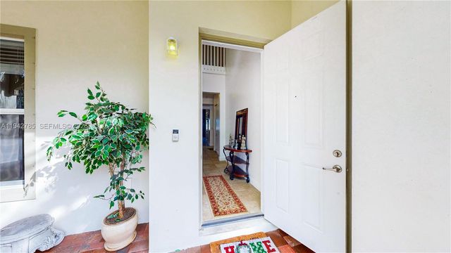 231 NE 33rd Ter, Homestead, FL 33033