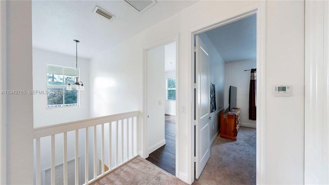 231 NE 33rd Ter, Homestead, FL 33033