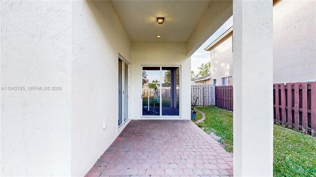 231 NE 33rd Ter, Homestead, FL 33033