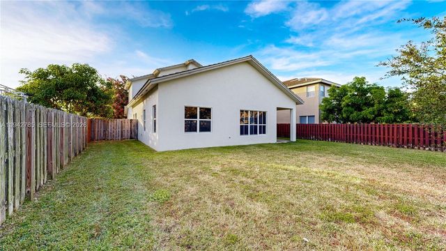 231 NE 33rd Ter, Homestead, FL 33033