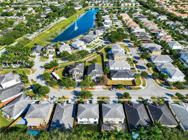 231 NE 33rd Ter, Homestead, FL 33033