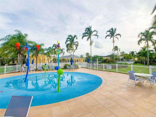 231 NE 33rd Ter, Homestead, FL 33033