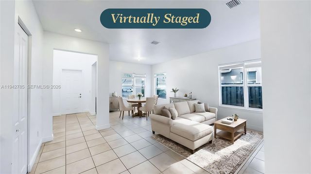 231 NE 33rd Ter, Homestead, FL 33033