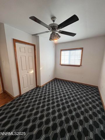 20 Miley Lane, Yerington, NV 89447