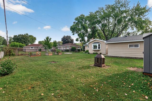 9363 Trenton Lane N, Maple Grove, MN 55369