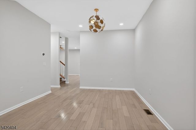 20 Andrews Way, Piscataway Twp., NJ 08854