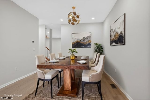 20 Andrews Way, Piscataway Twp., NJ 08854