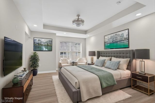 20 Andrews Way, Piscataway Twp., NJ 08854