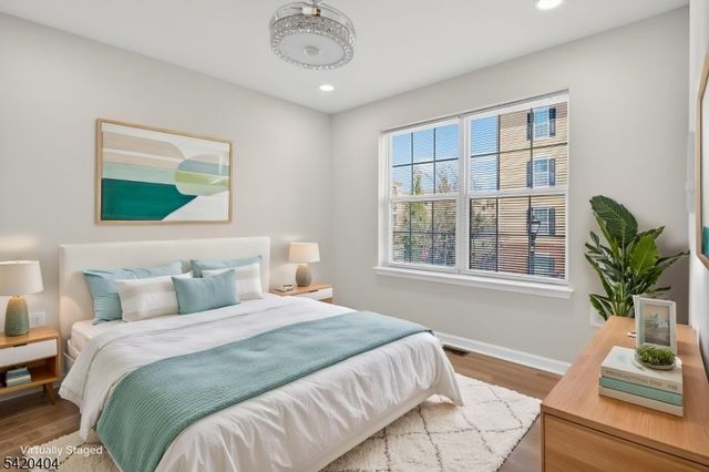 20 Andrews Way, Piscataway Twp., NJ 08854