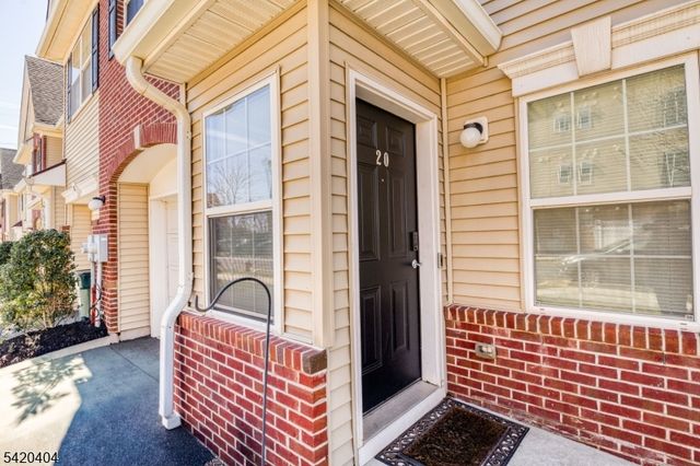 20 Andrews Way, Piscataway Twp., NJ 08854