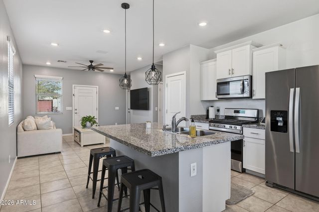 3581 E APPALOOSA Drive, San Tan Valley, AZ 85140