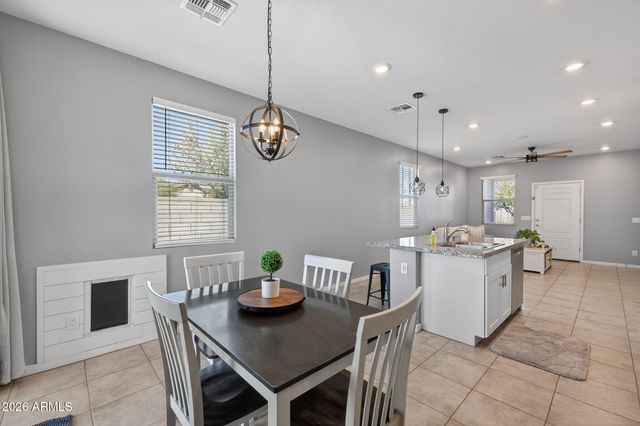 3581 E APPALOOSA Drive, San Tan Valley, AZ 85140