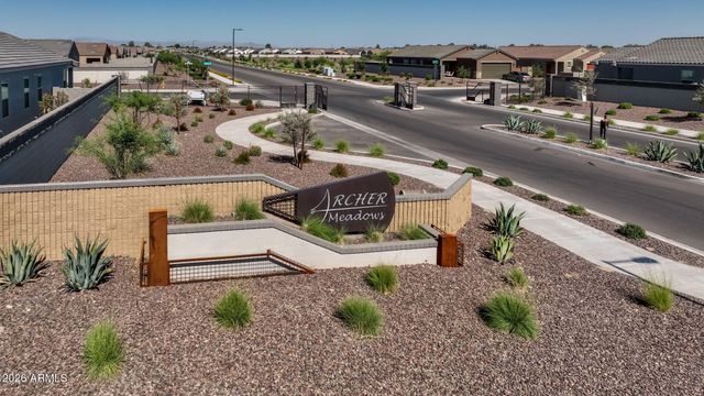 3581 E APPALOOSA Drive, San Tan Valley, AZ 85140