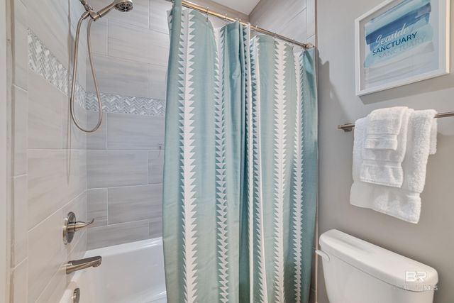 521 E 1st Avenue B, Gulf Shores, AL 36542