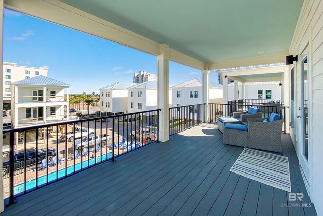 521 E 1st Avenue B, Gulf Shores, AL 36542