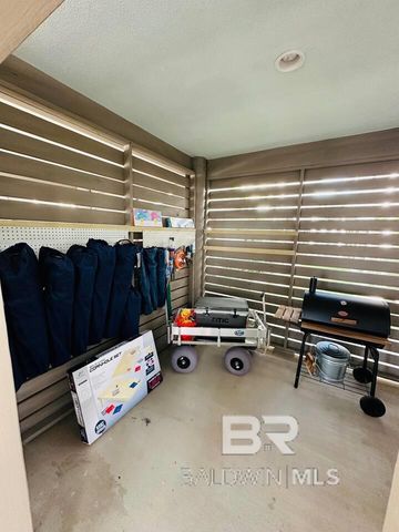 521 E 1st Avenue B, Gulf Shores, AL 36542