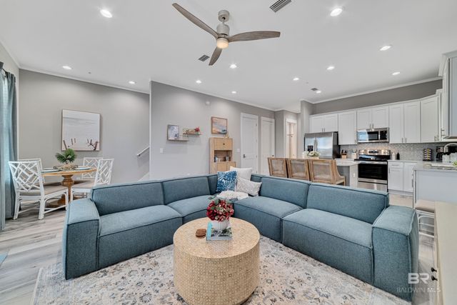 521 E 1st Avenue B, Gulf Shores, AL 36542