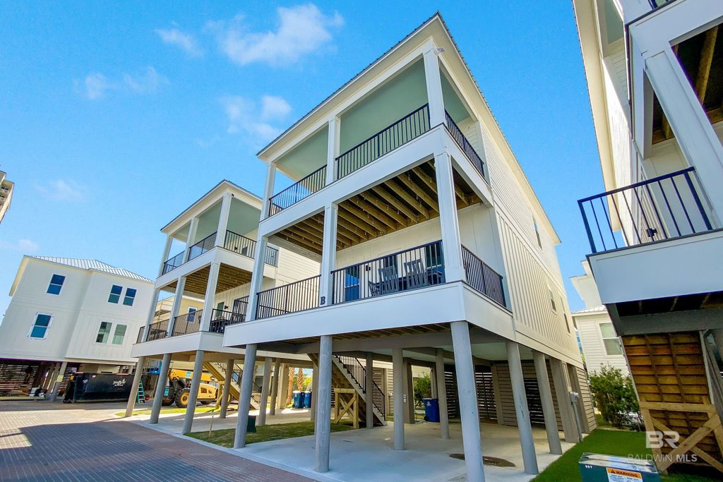 521 E 1st Avenue B, Gulf Shores, AL 36542