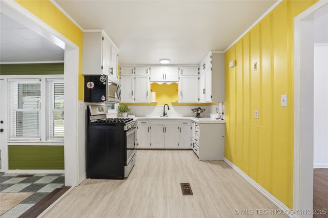 4631 E 3rd Street, Tulsa, OK 74112