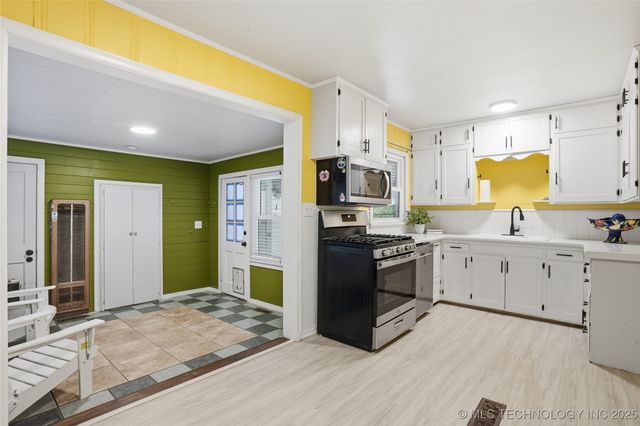 4631 E 3rd Street, Tulsa, OK 74112