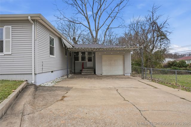 4631 E 3rd Street, Tulsa, OK 74112