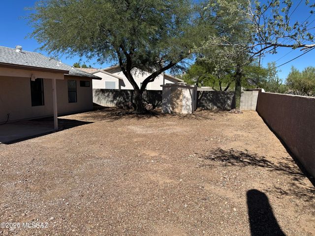 4731 W Juneberry Lane, Tucson, AZ 85742