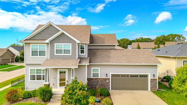 835 S Balsam Street, West Des Moines, IA 50266