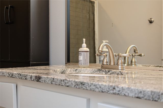 835 S Balsam Street, West Des Moines, IA 50266