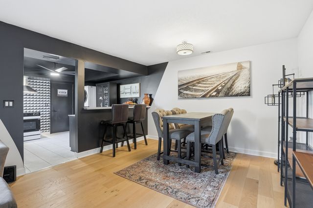 6856 Juneberry Court, Woodridge, IL 60517