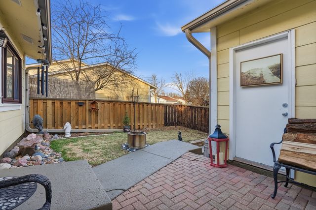 6856 Juneberry Court, Woodridge, IL 60517