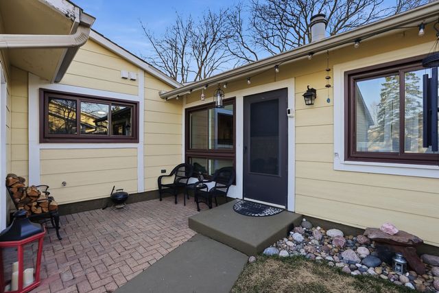 6856 Juneberry Court, Woodridge, IL 60517