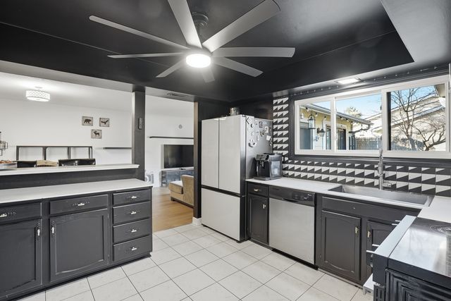 6856 Juneberry Court, Woodridge, IL 60517