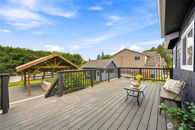 2803 9th Street SW, Puyallup, WA 98373