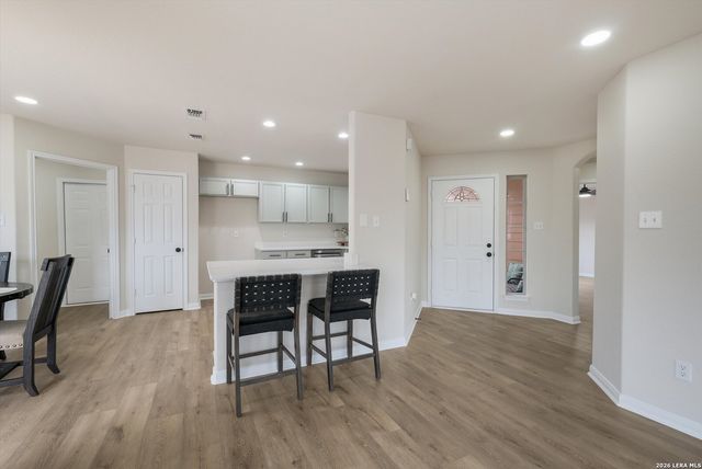 5390 Chestnut View, San Antonio, TX 78247