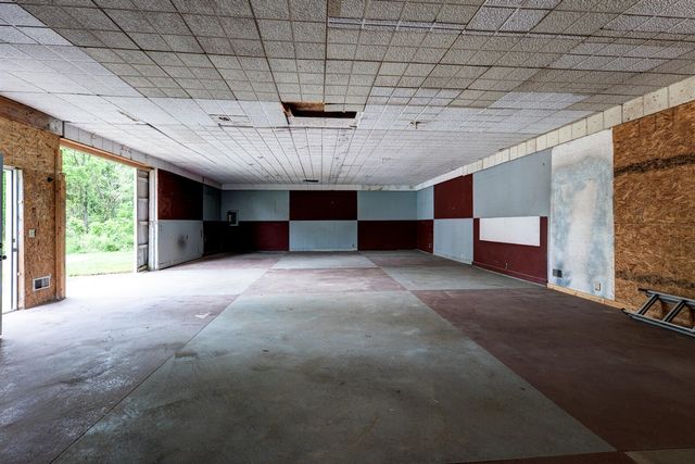 373 E D Avenue, Kalamazoo, MI 49009