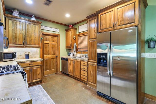 115 Ginns Way, Florence, MS 39073