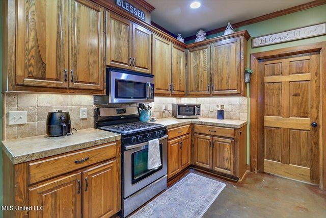 115 Ginns Way, Florence, MS 39073