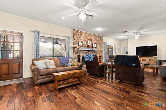 112 Skipcha Trail, Lampasas, TX 76550