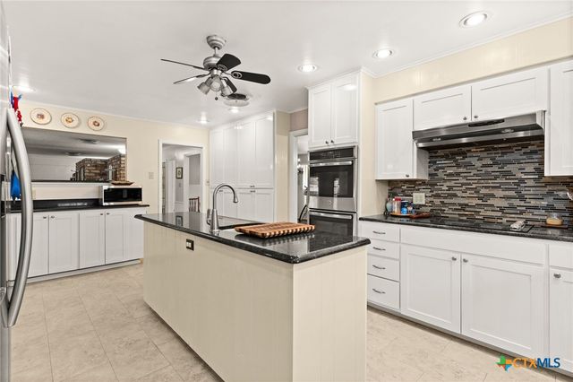 112 Skipcha Trail, Lampasas, TX 76550