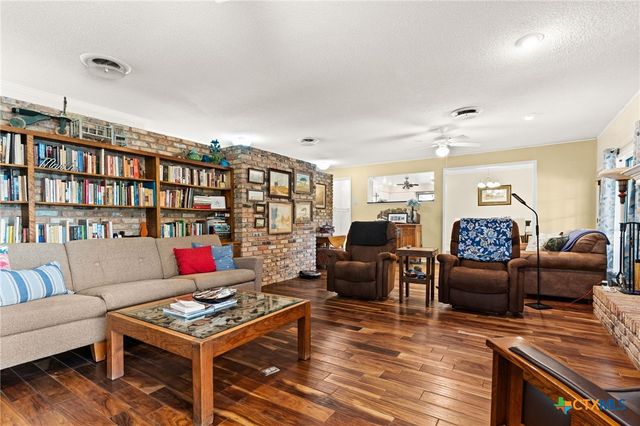 112 Skipcha Trail, Lampasas, TX 76550