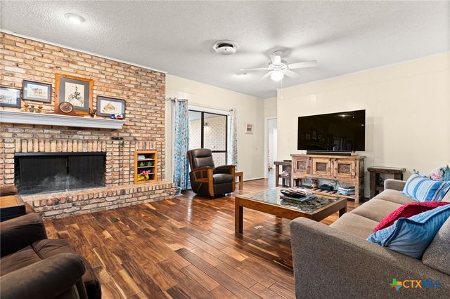 112 Skipcha Trail, Lampasas, TX 76550