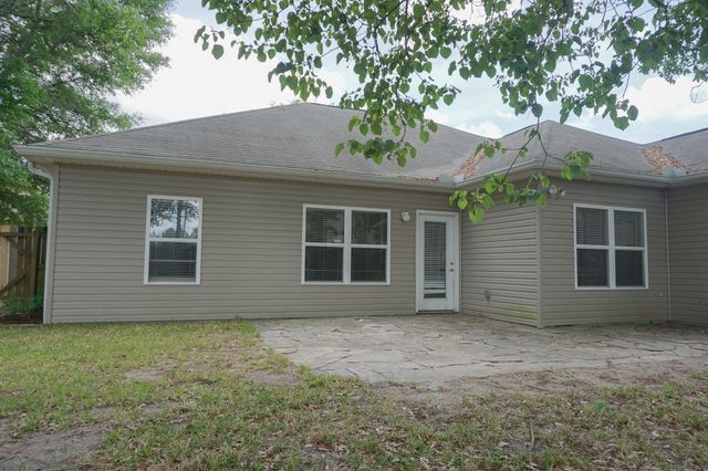 212 Ladue Avenue, Crestview, FL 32539