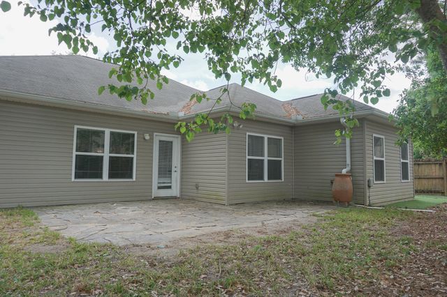 212 Ladue Avenue, Crestview, FL 32539