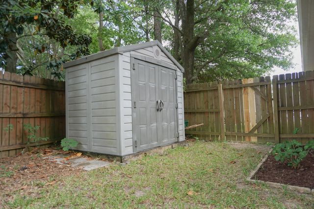 212 Ladue Avenue, Crestview, FL 32539