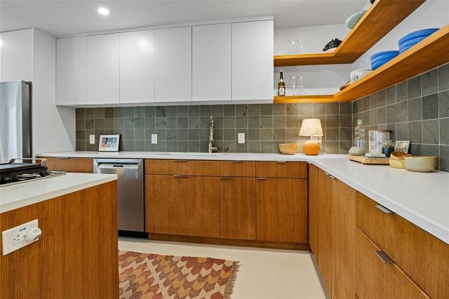 1809 Sylvan DR, Austin, TX 78741