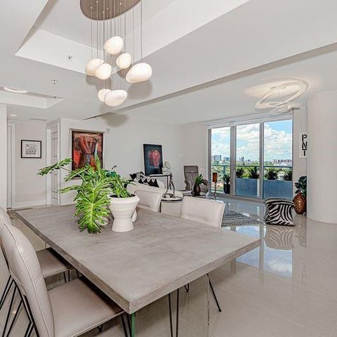 1180 N Federal Highway 1103, Fort Lauderdale, FL 33304