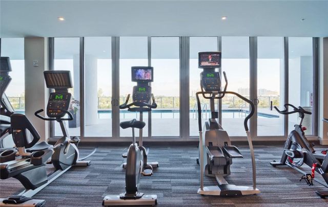 1180 N Federal Highway 1103, Fort Lauderdale, FL 33304