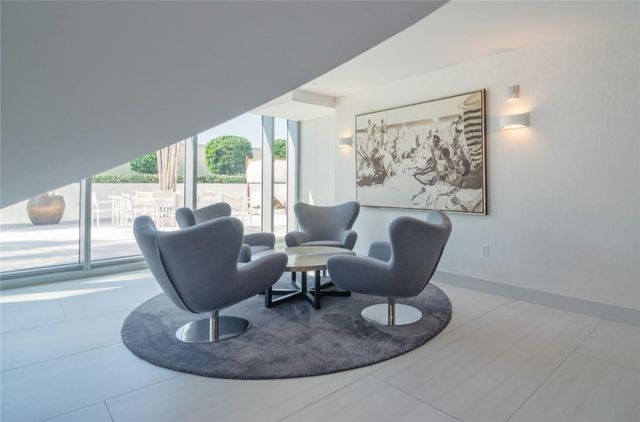 1180 N Federal Highway 1103, Fort Lauderdale, FL 33304