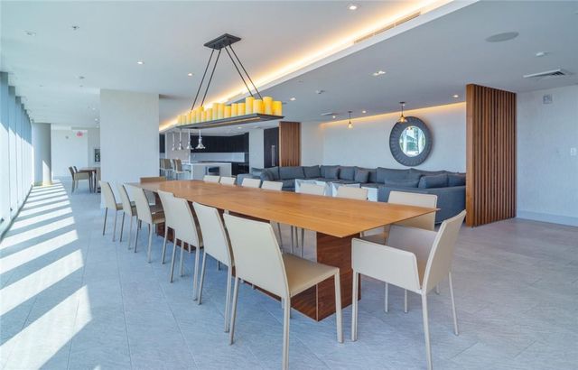 1180 N Federal Highway 1103, Fort Lauderdale, FL 33304