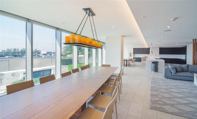 1180 N Federal Highway 1103, Fort Lauderdale, FL 33304